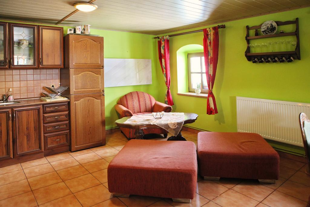 Hrazdeny Statek Mytinka Guest House Room photo