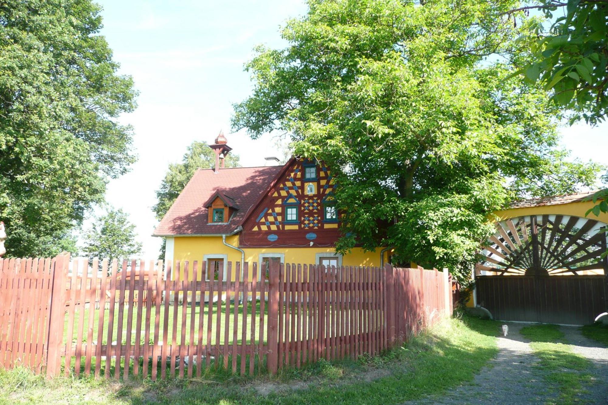 Hrazdeny Statek Mytinka Guest House Exterior photo
